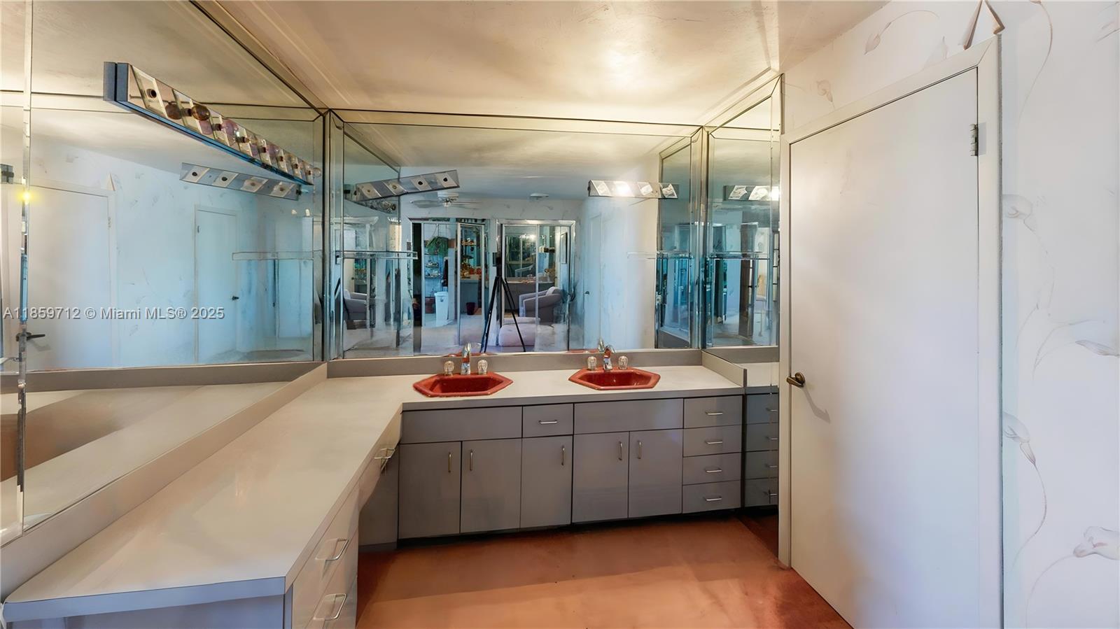 GOLF PARK SEC 1 - Residential