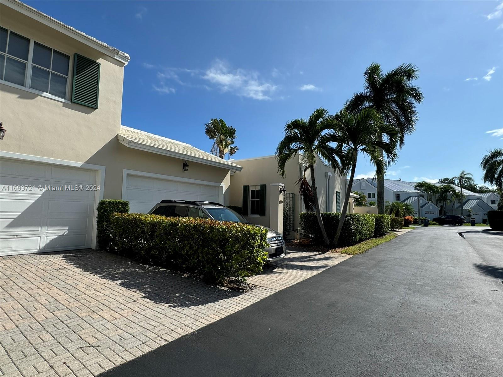 BOCA GOLF & TENNIS - Residential