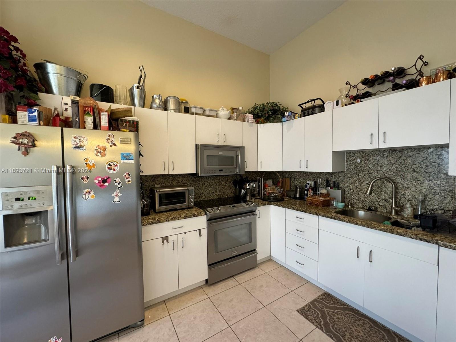 BOCA GOLF & TENNIS - Residential