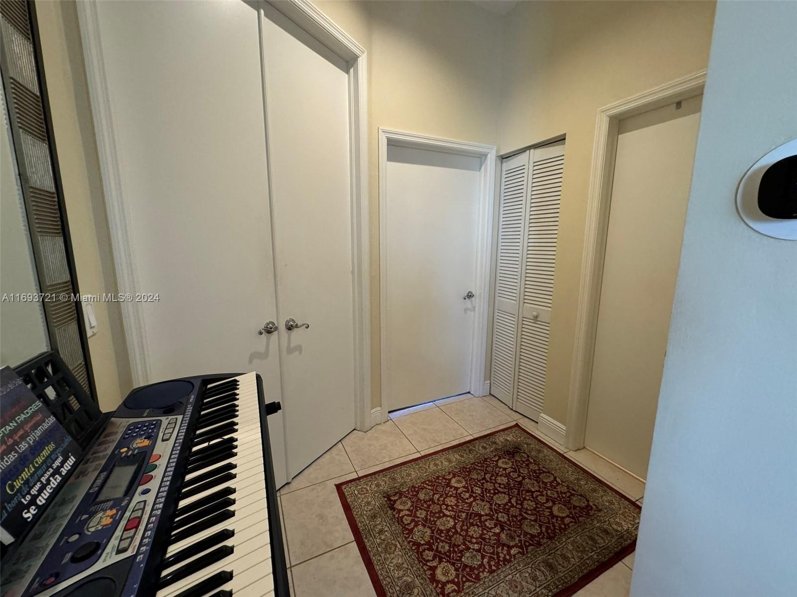 BOCA GOLF & TENNIS - Residential