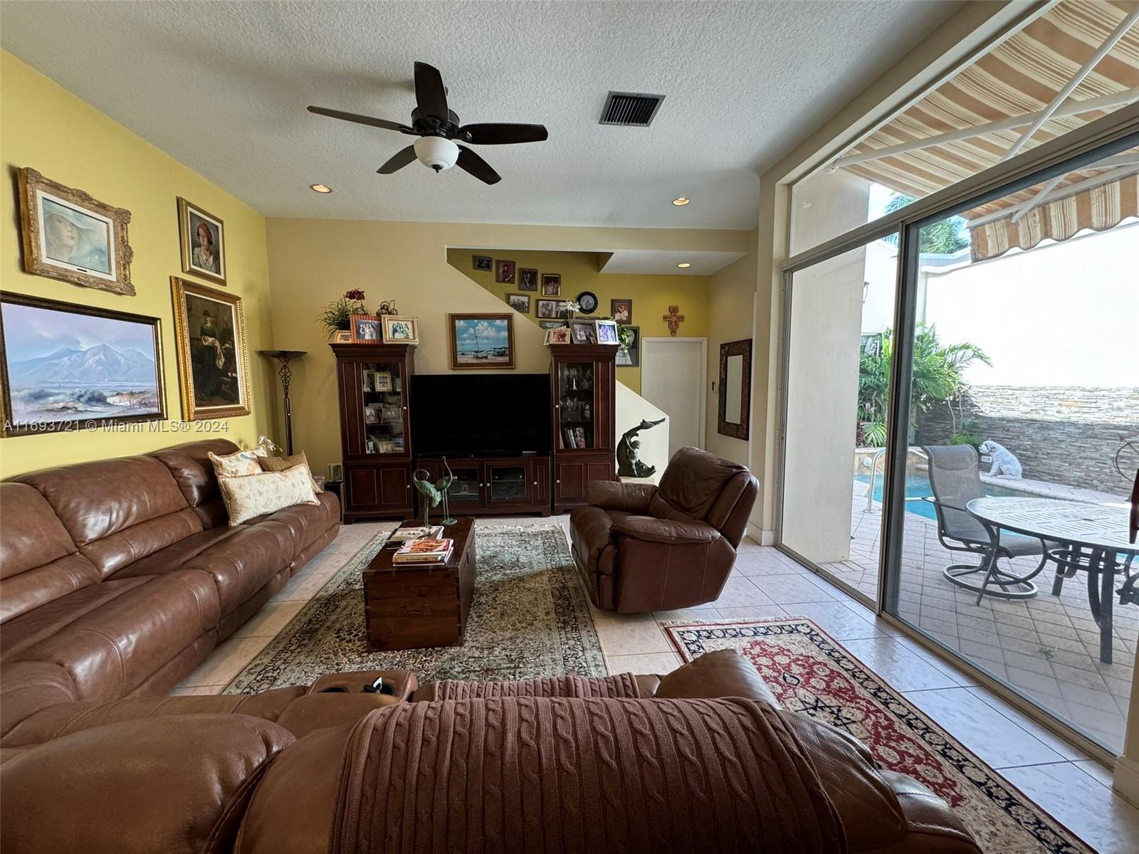 BOCA GOLF & TENNIS - Residential