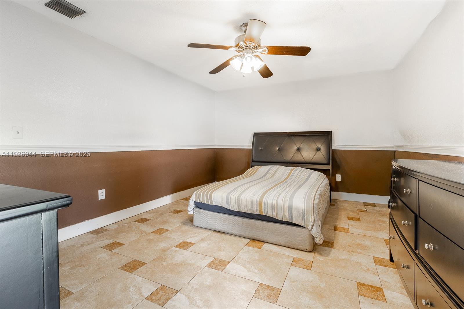 COUNTRY CLUB OF MIAMI FAI - Residential