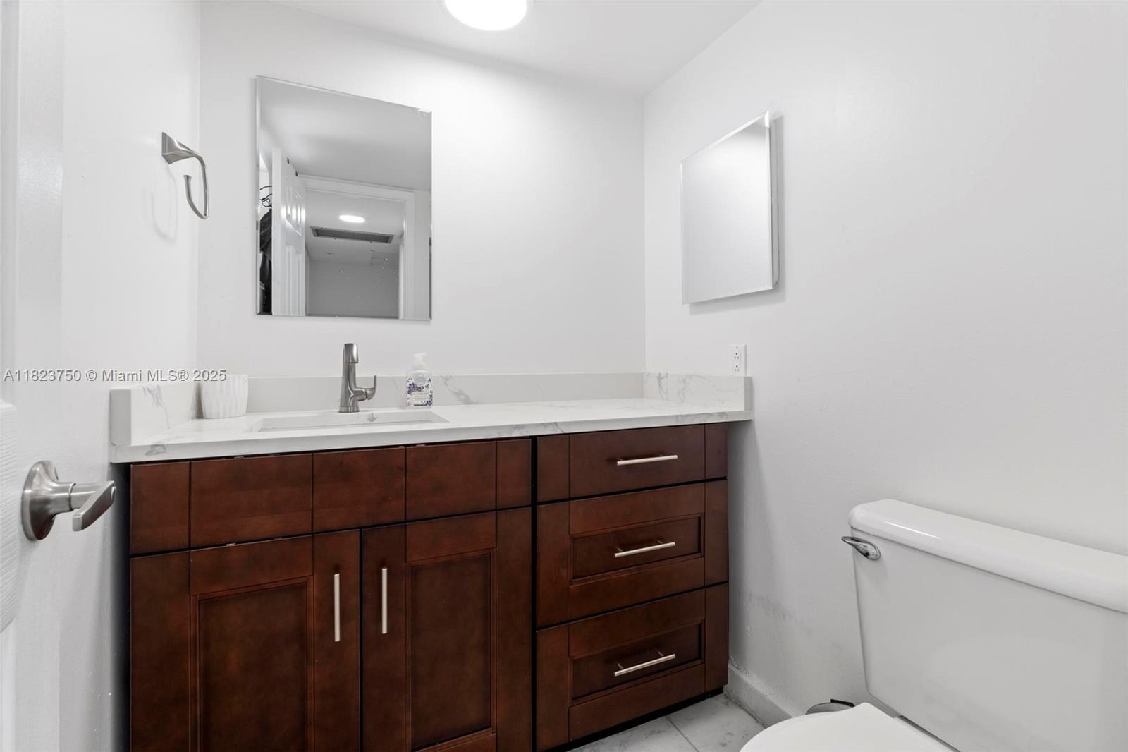 NO 11 PALM-AIRE COUNTRY C - Residential