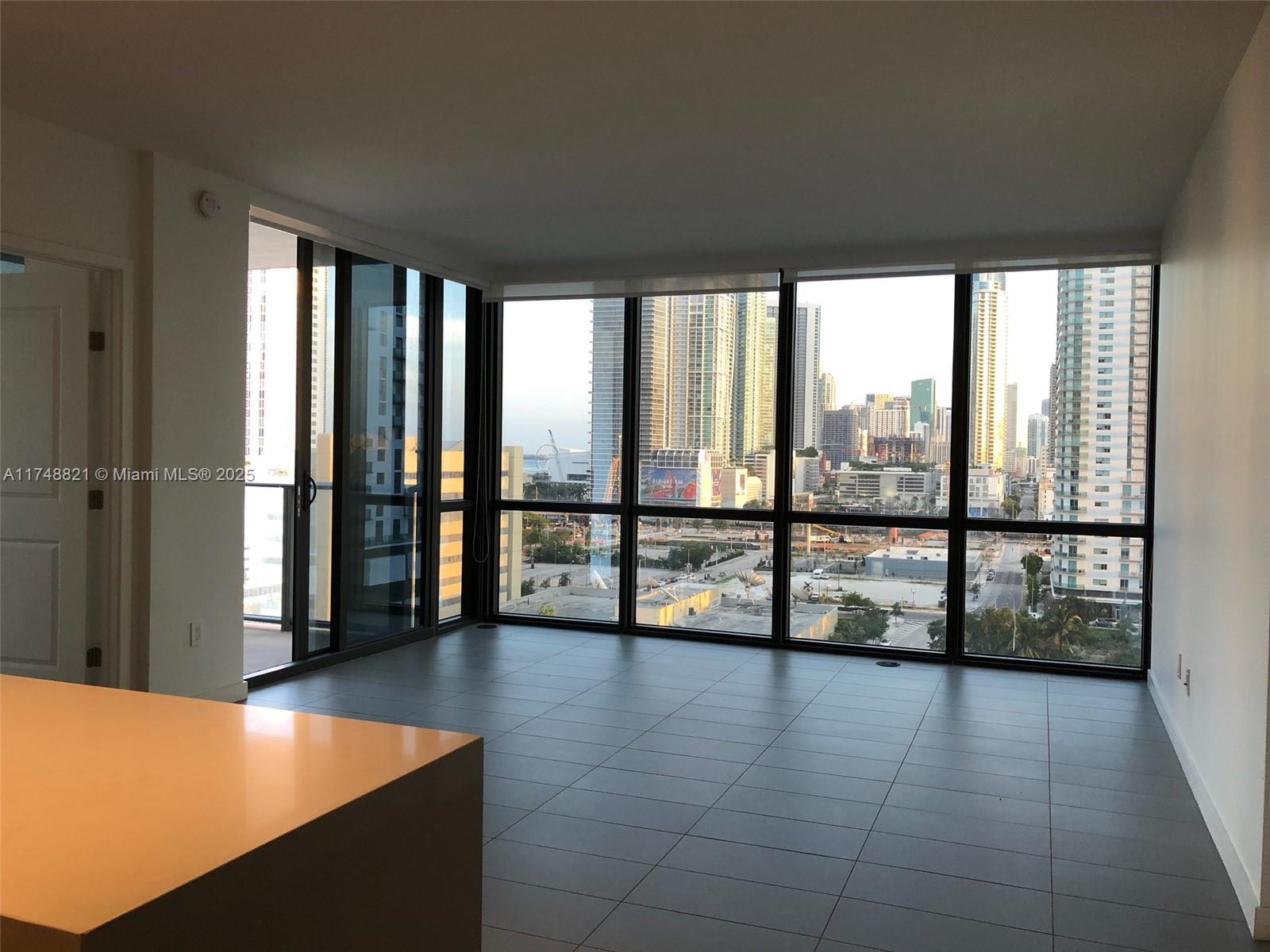 CANVAS CONDO - Residential Lease