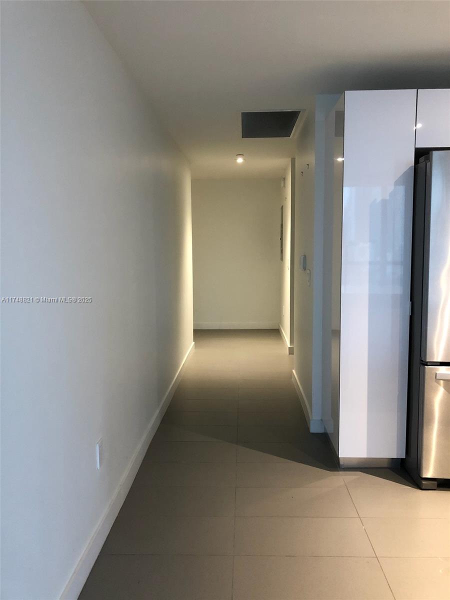 CANVAS CONDO - Residential Lease