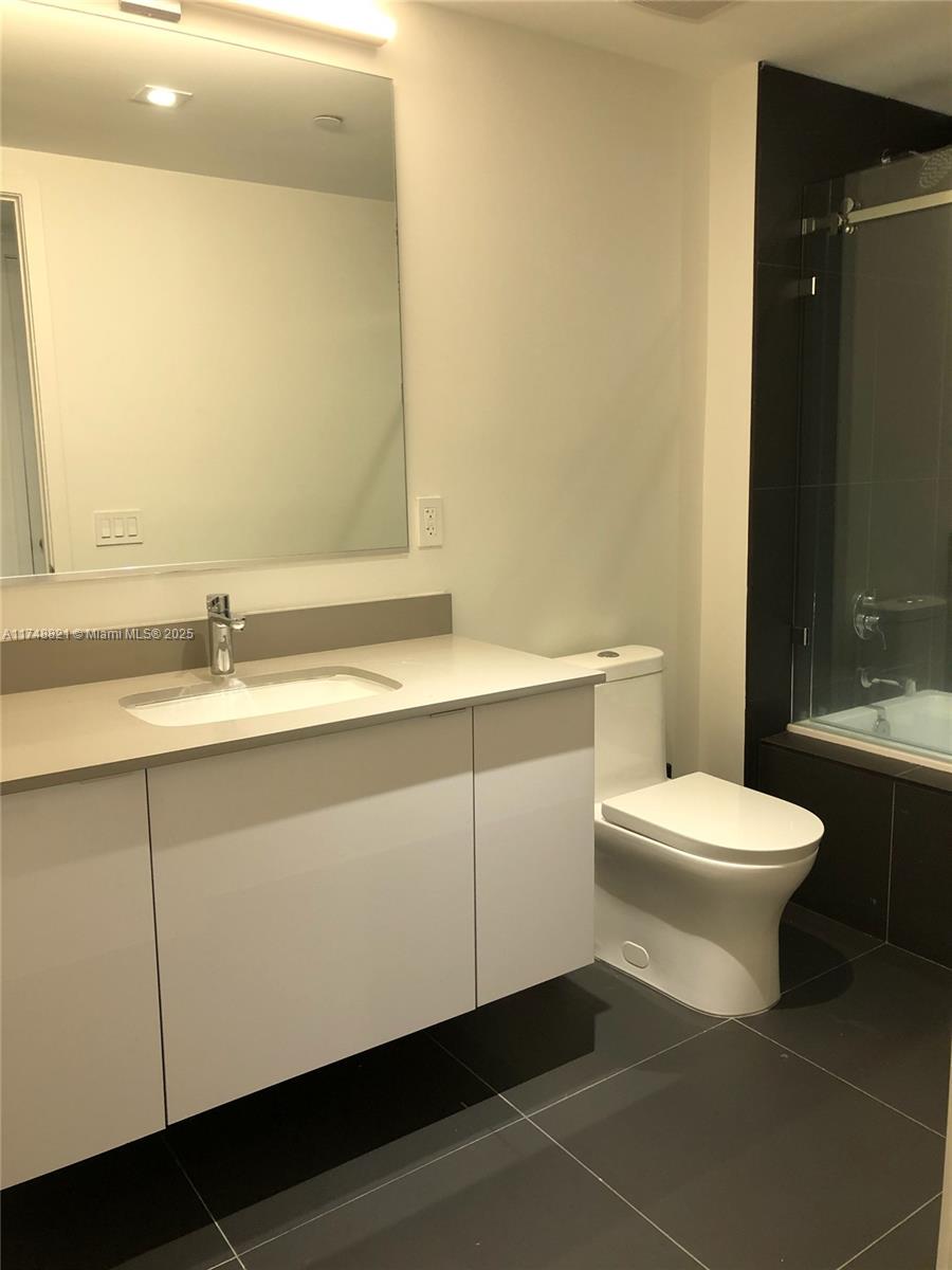 CANVAS CONDO - Residential Lease