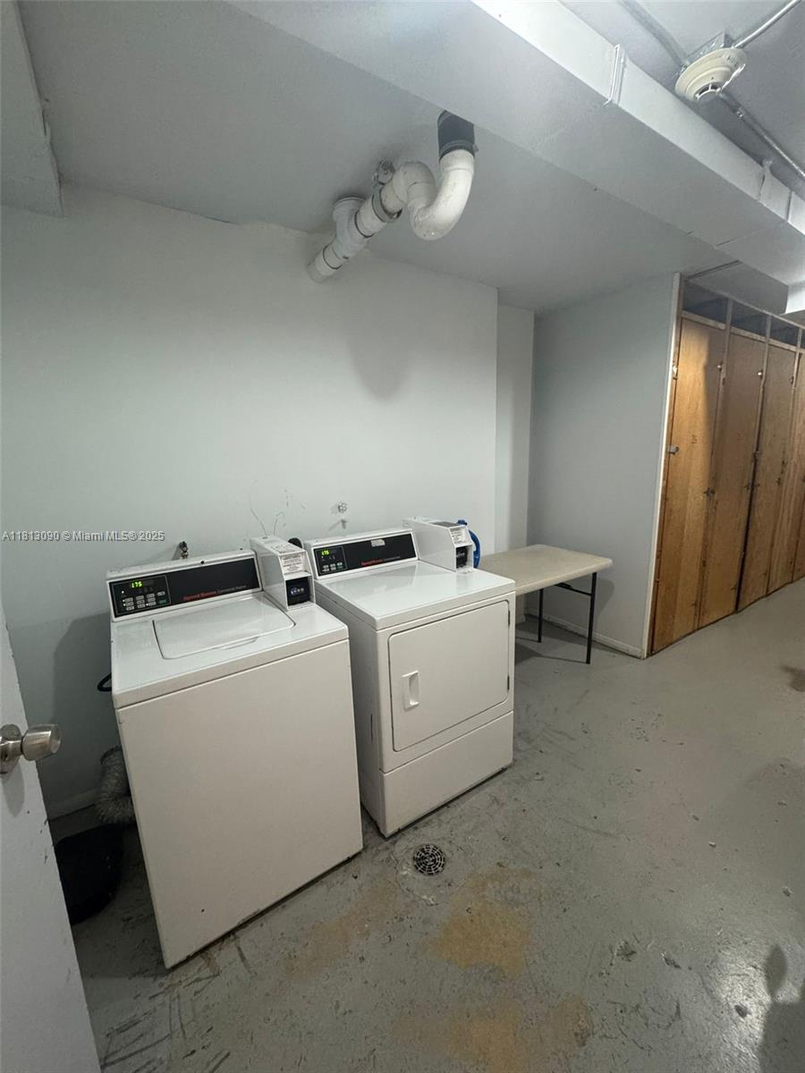 THREE HORIZONS SOUTH COND - Residential Lease