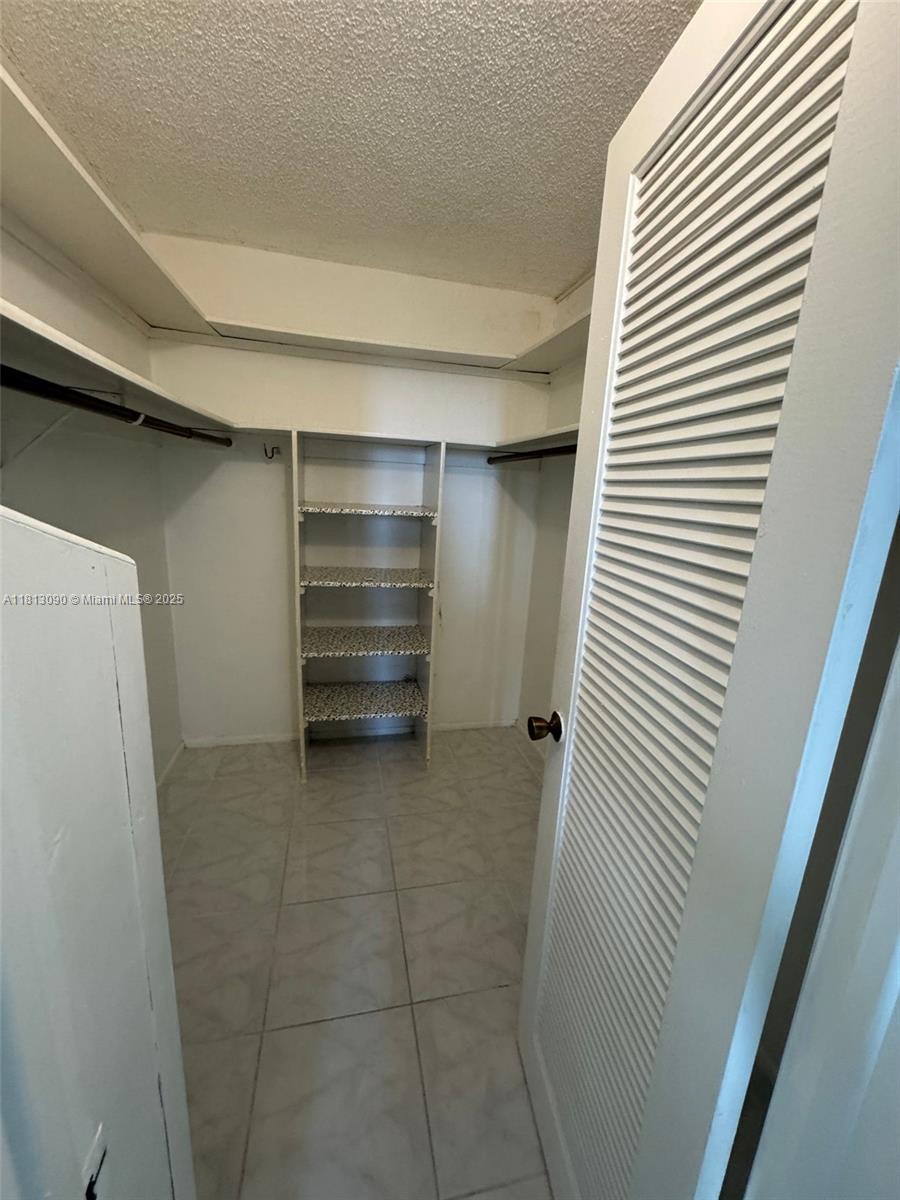 THREE HORIZONS SOUTH COND - Residential Lease