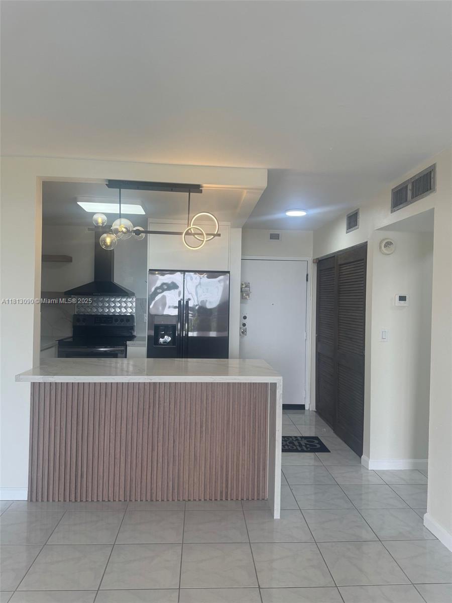 THREE HORIZONS SOUTH COND - Residential Lease