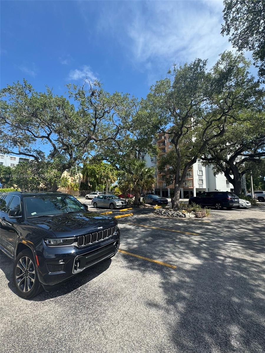 THREE HORIZONS SOUTH COND - Residential Lease