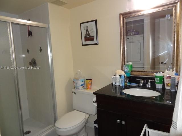 RACQUET CLUB APTS AT BONA - Residential