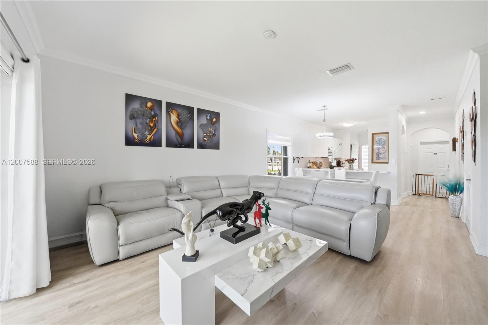 LAS TERRAZAS AT VIZCAYA C - Residential