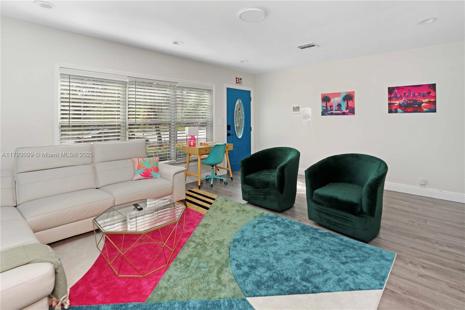 HOLLYWOOD 1-21 B LOT 7 BLK - Residential