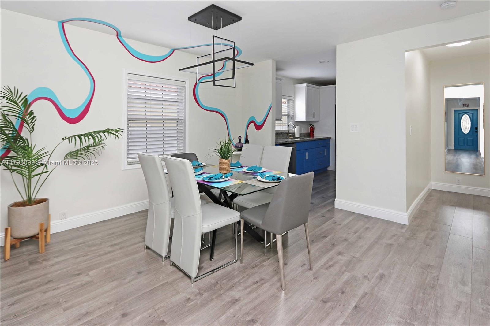 HOLLYWOOD 1-21 B LOT 7 BLK - Residential