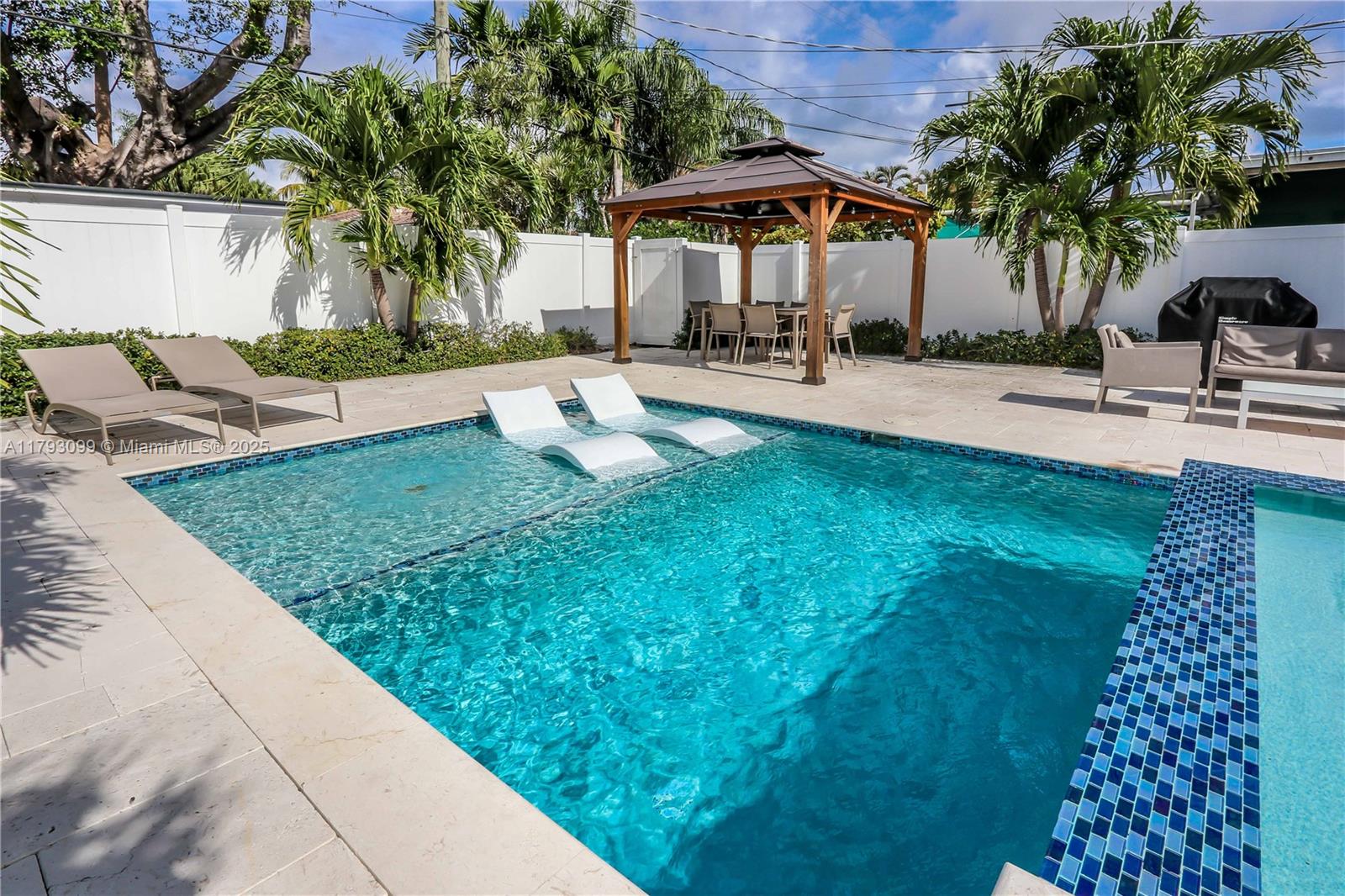 Property for Sale at 1535 Hollywood Blvd, Hollywood, Broward County, Florida - Bedrooms: 3 
Bathrooms: 2  - $889,000