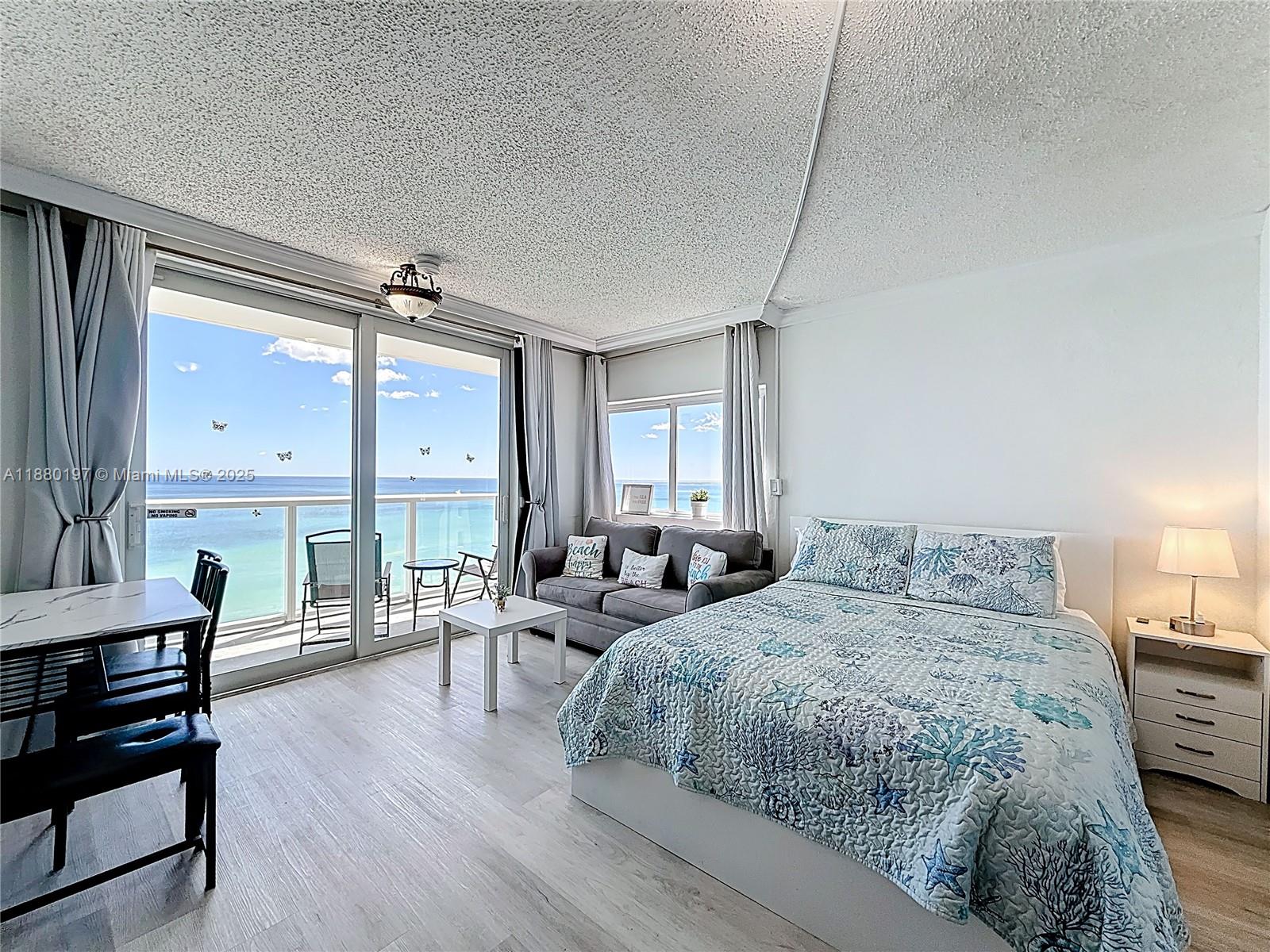 THE AVENTURA BEACH CLUB C - Residential