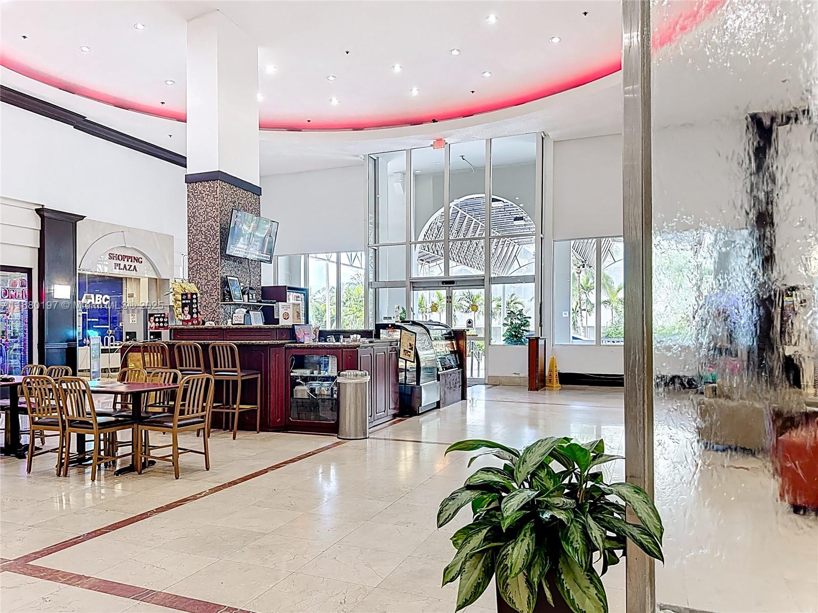 THE AVENTURA BEACH CLUB C - Residential
