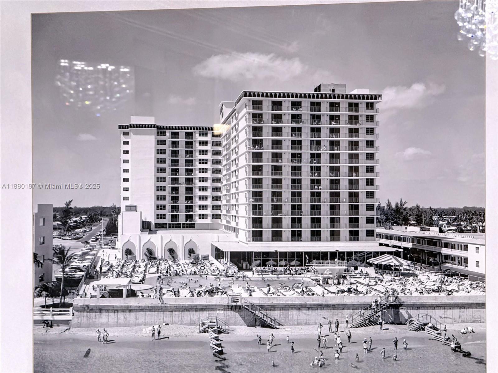 THE AVENTURA BEACH CLUB C - Residential