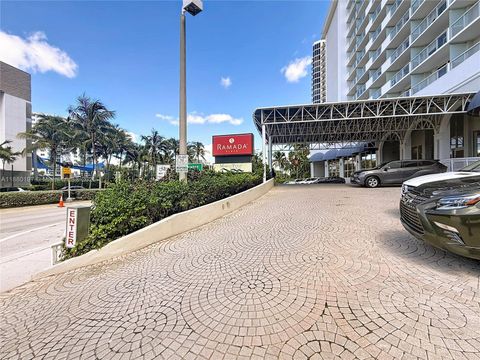 Photo of 19201 Collins Ave #1010, Sunny Isles Beach, FL 33160 (MLS # A11880197)