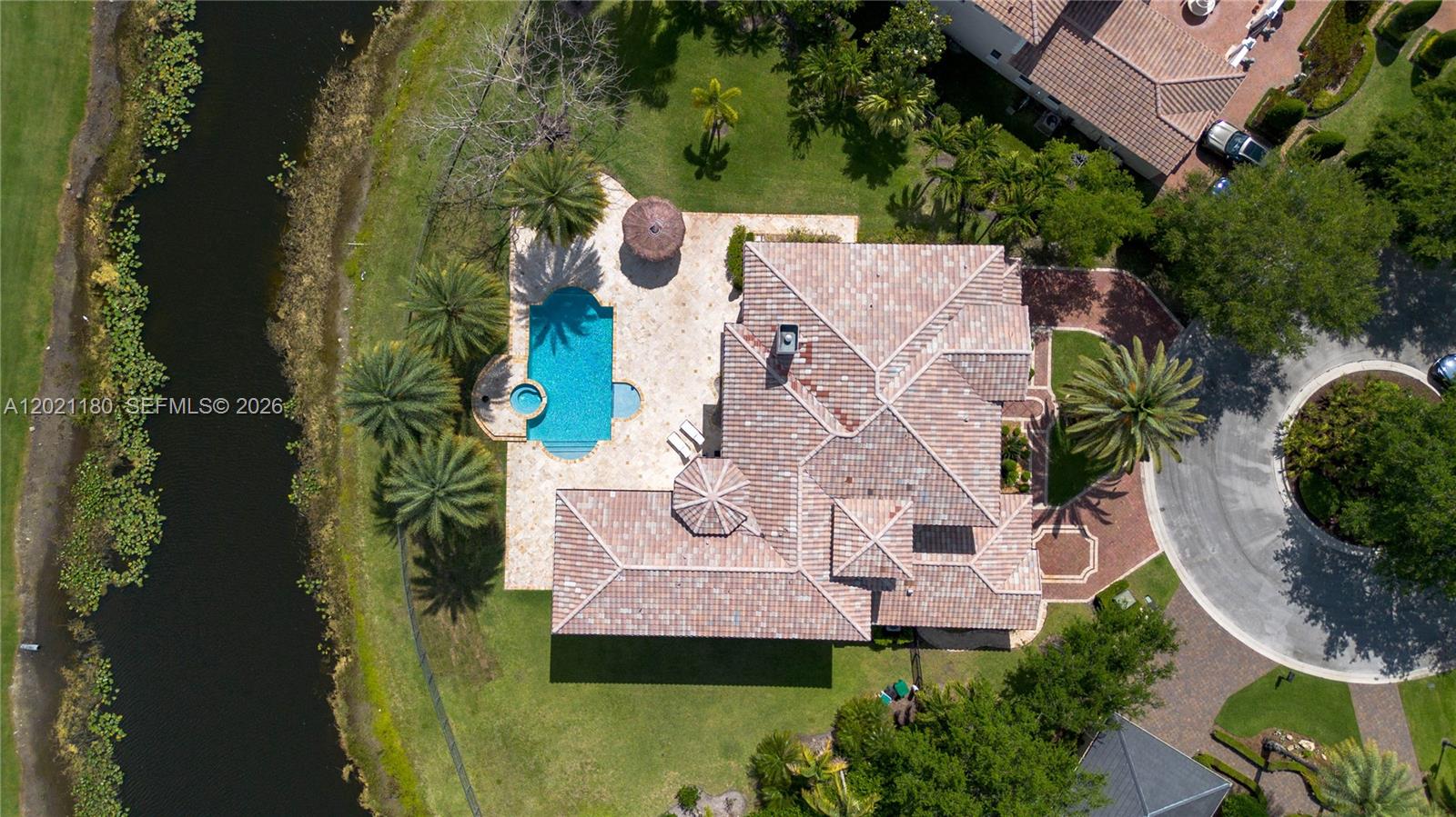 7290 Lemon Grass Dr