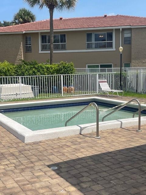 LAKEWOOD VILLAGE - Residential