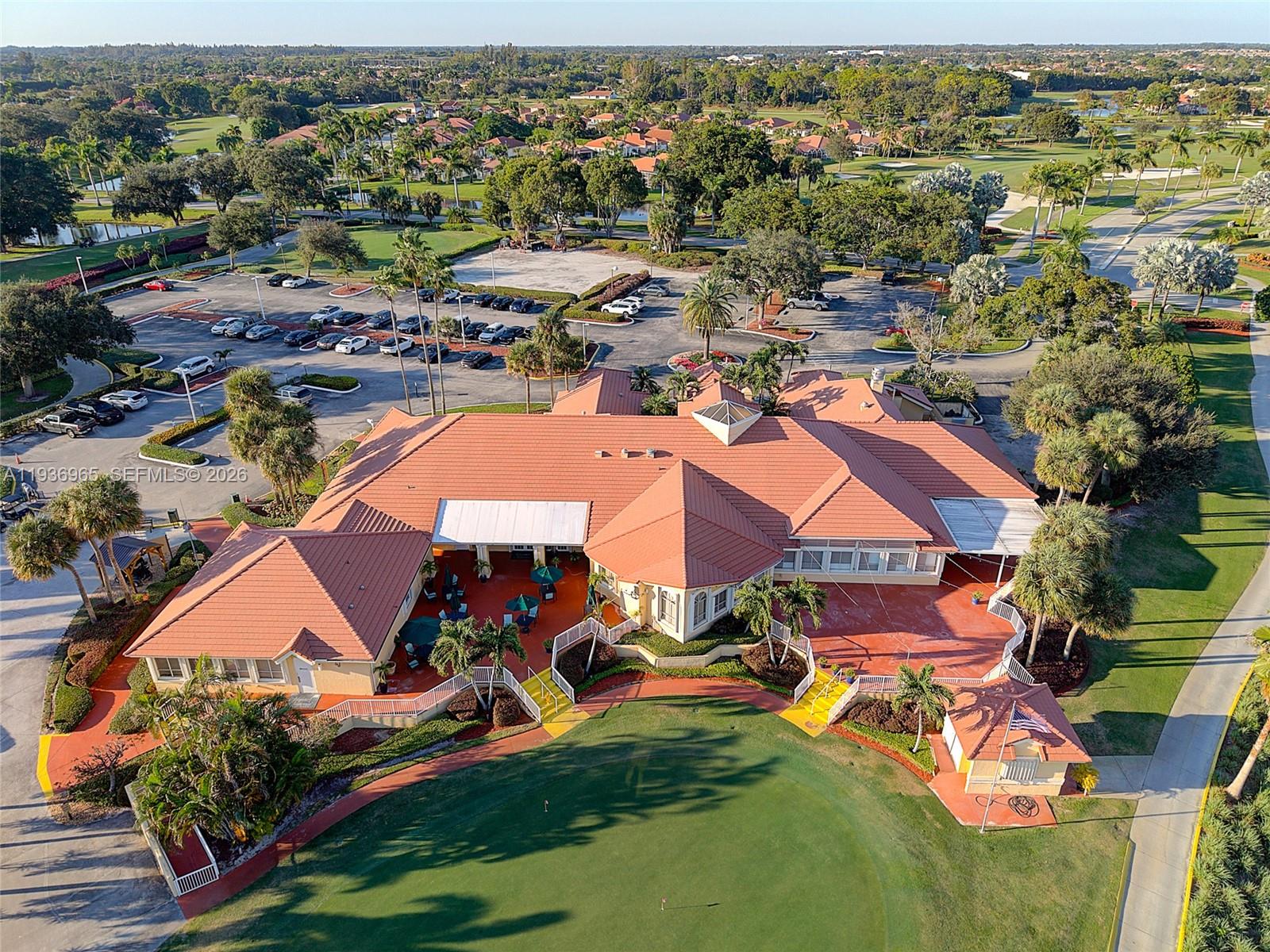 BALMORAL COUNTRY CLUB LAC - Residential