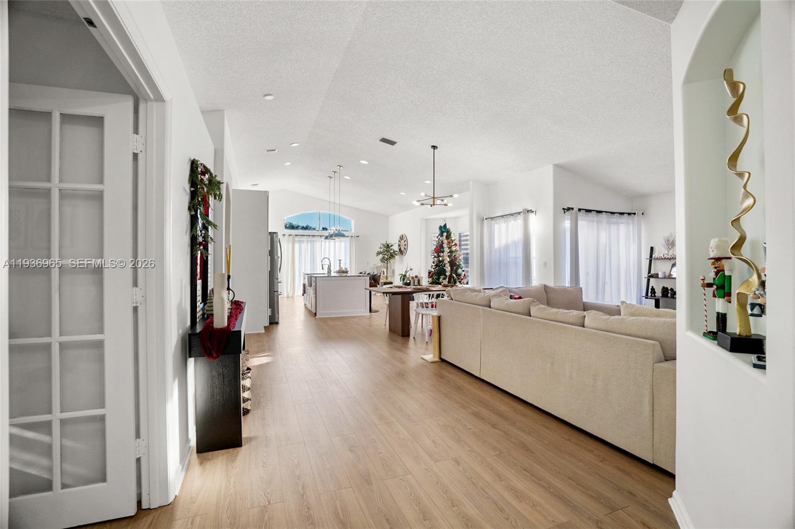 BALMORAL COUNTRY CLUB LAC - Residential