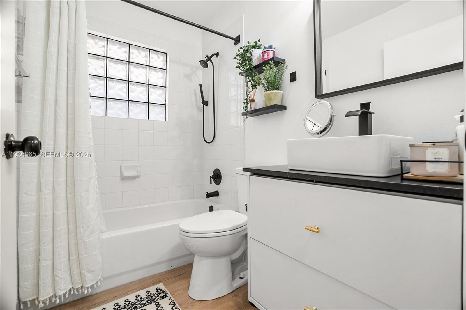 BALMORAL COUNTRY CLUB LAC - Residential