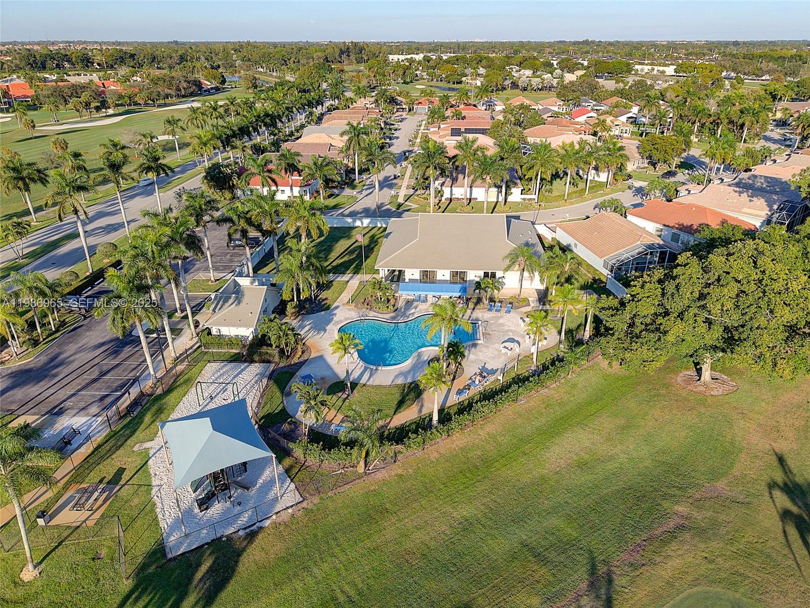 BALMORAL COUNTRY CLUB LAC - Residential