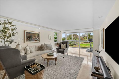 4015 W Palm Aire Dr 307 Pompano Beach FL 33069