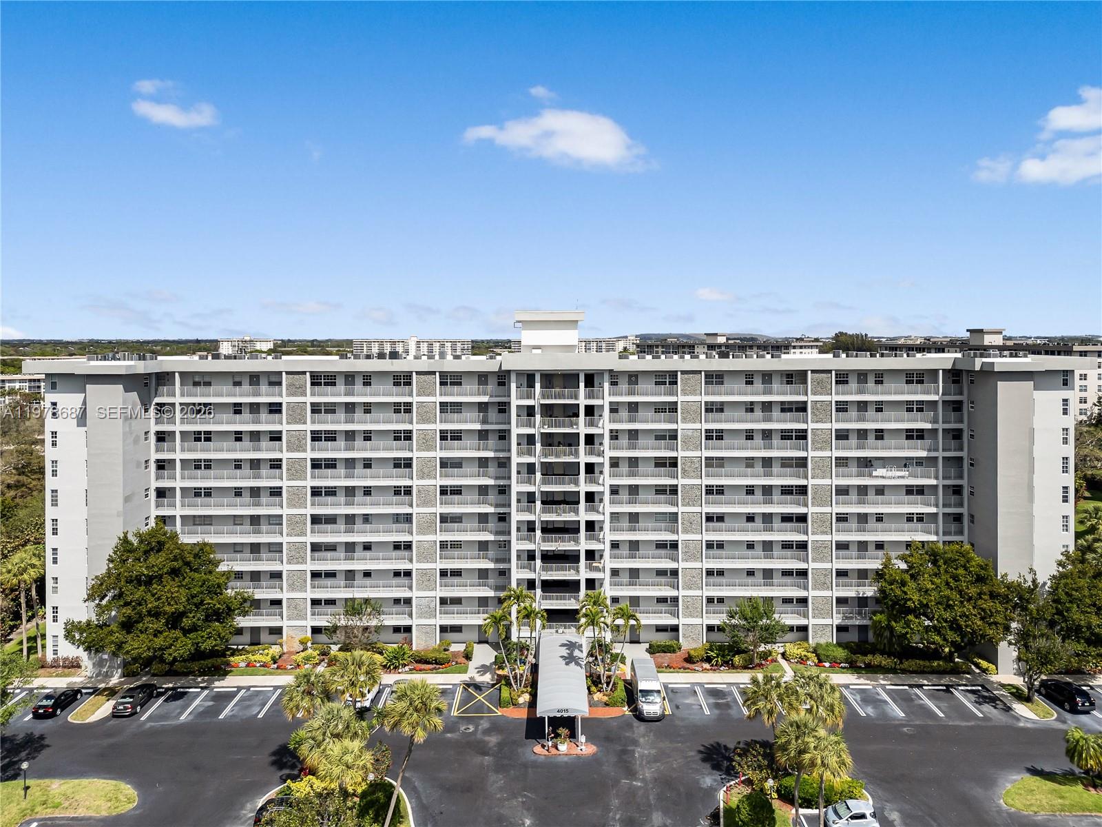 NO 104 PALM-AIRE COUNTRY C - Residential