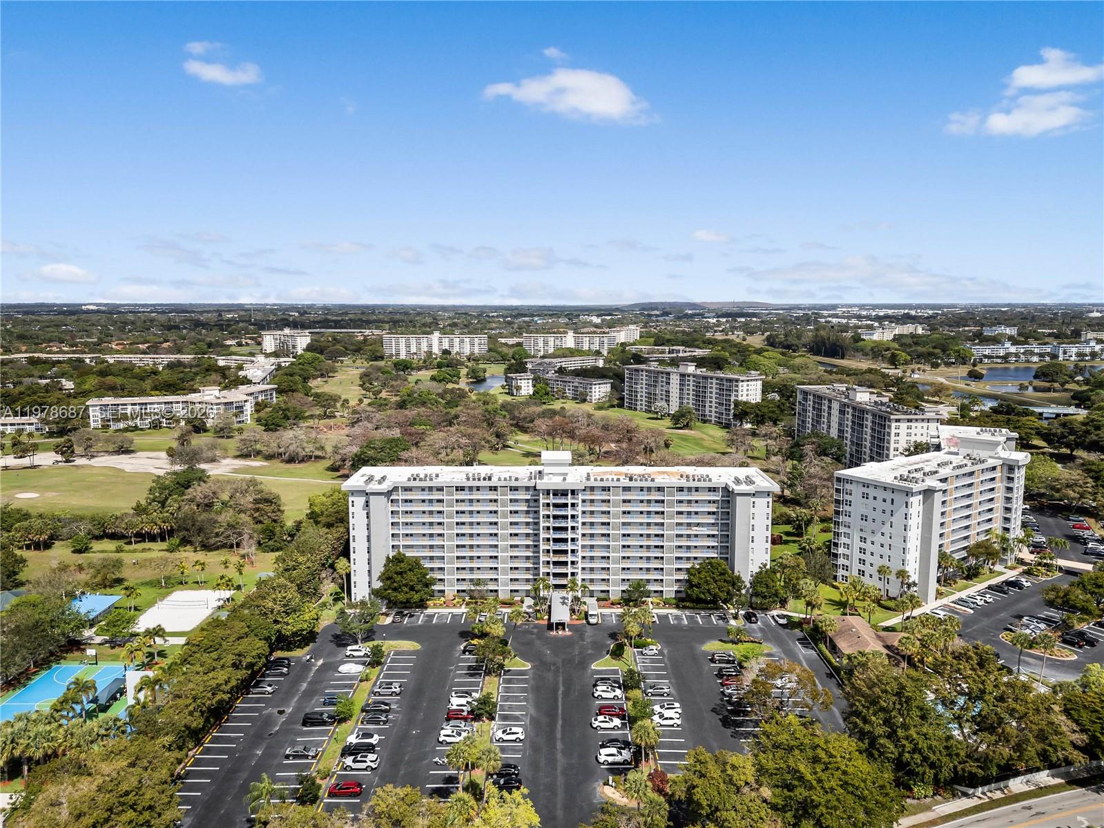 NO 104 PALM-AIRE COUNTRY C - Residential