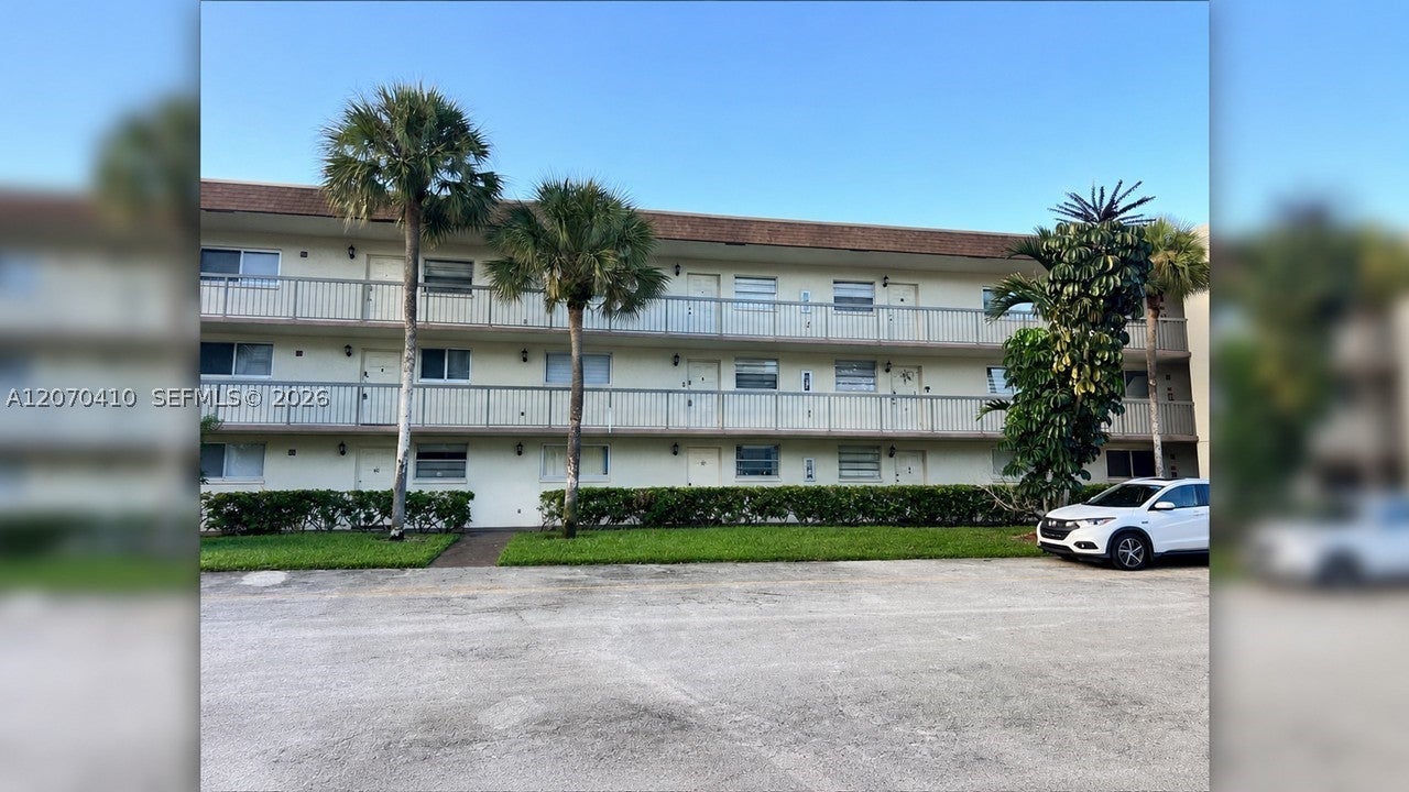 7500 NW 17 St 107, Plantation FL 33313