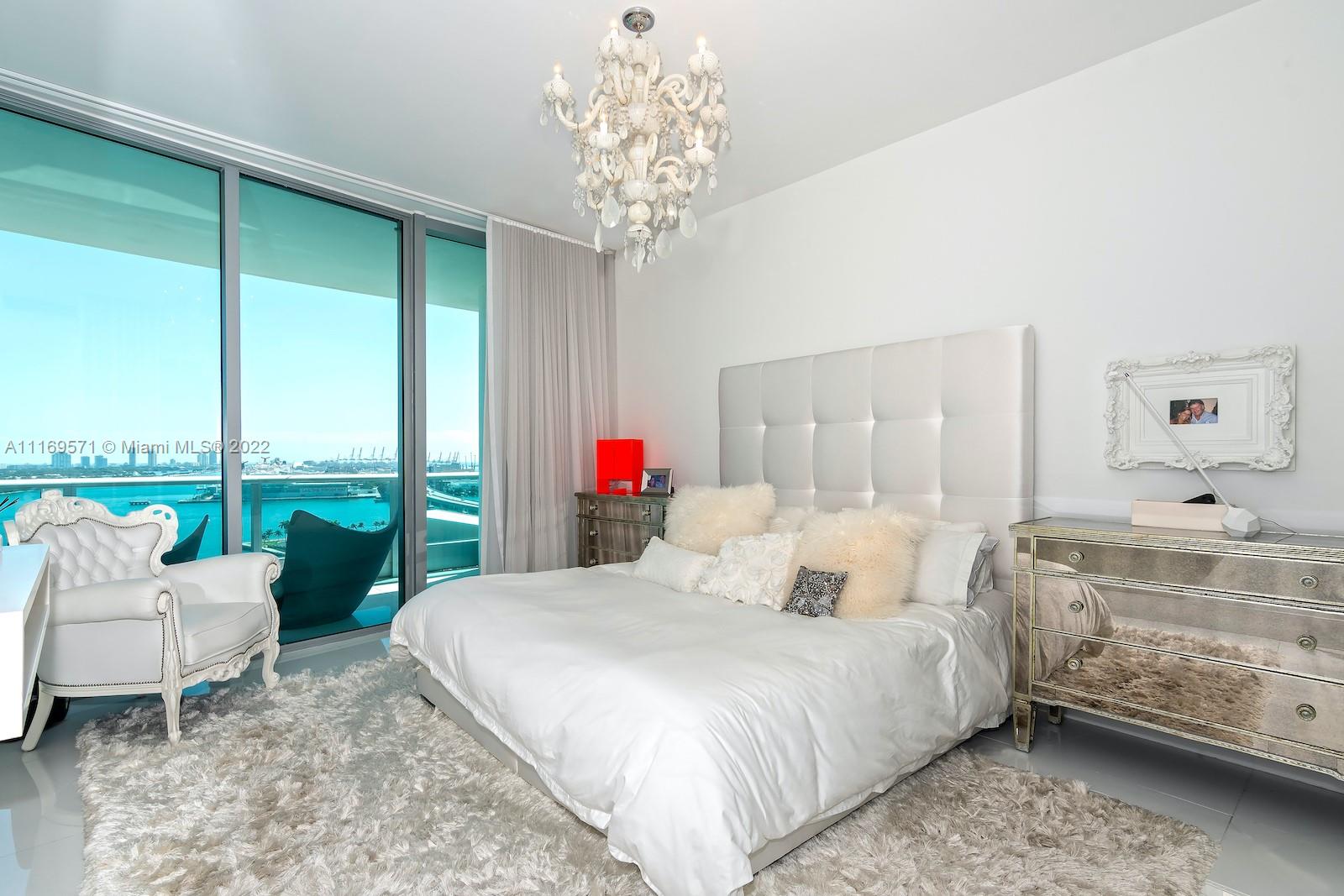 900 BISCAYNE BAY - Residential Lease