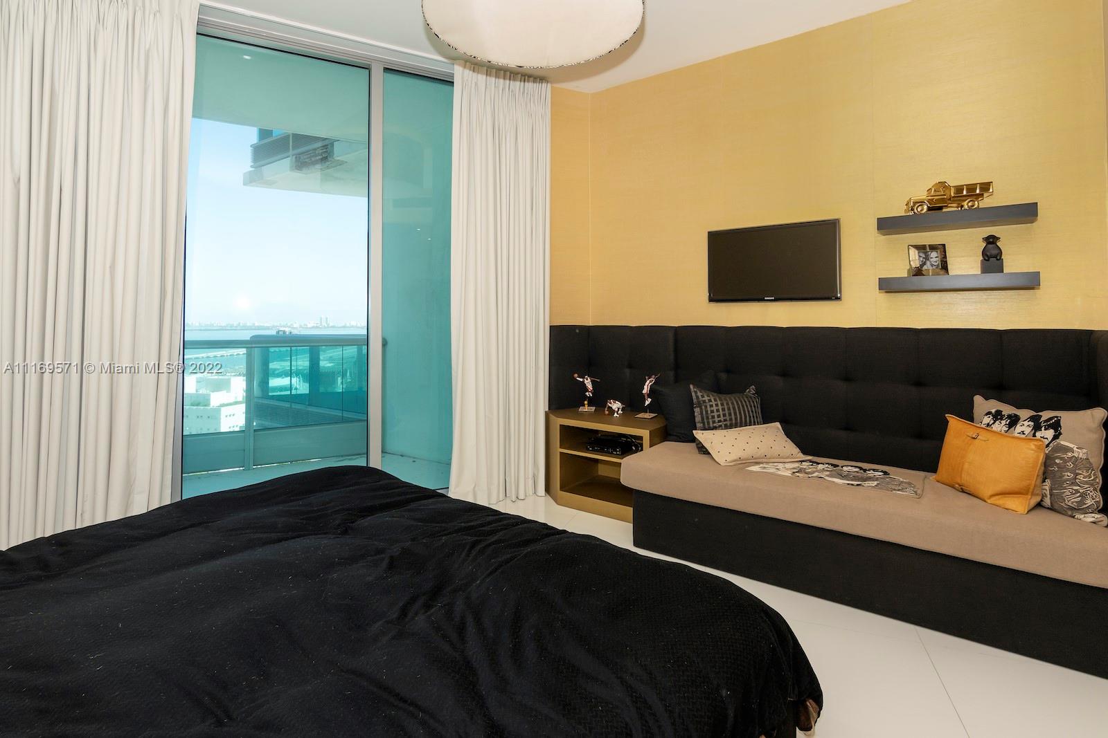 900 BISCAYNE BAY - Residential Lease