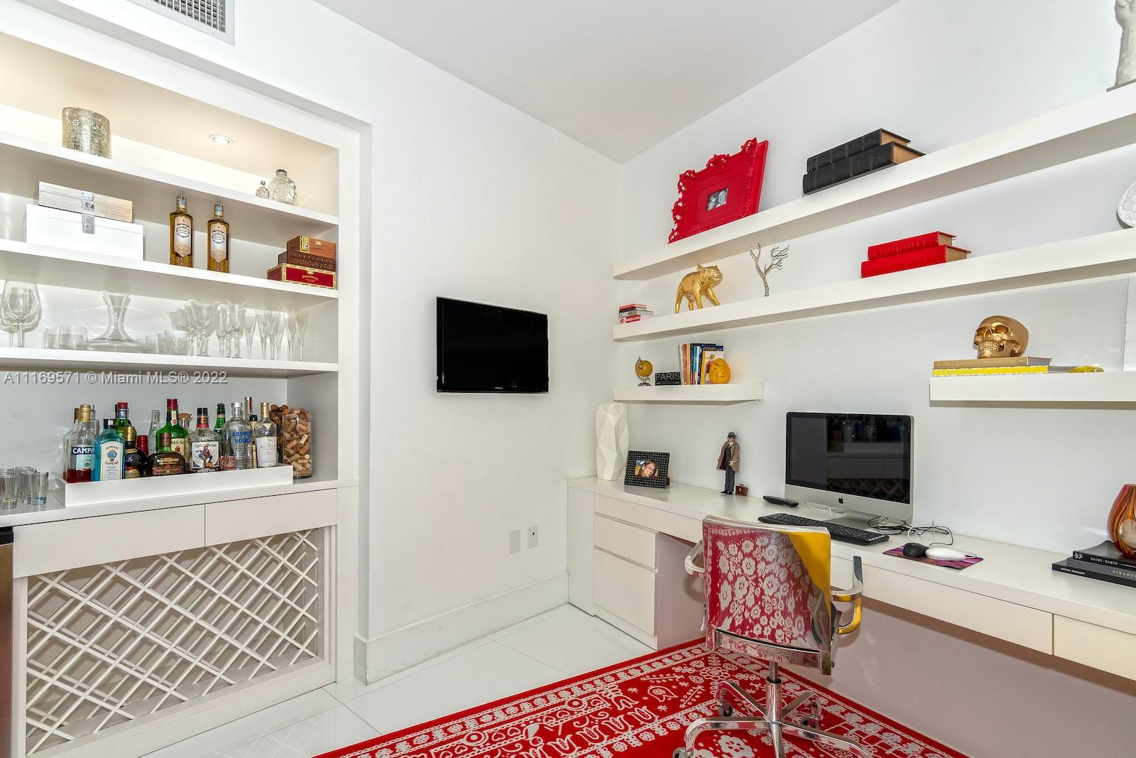 900 BISCAYNE BAY - Residential Lease