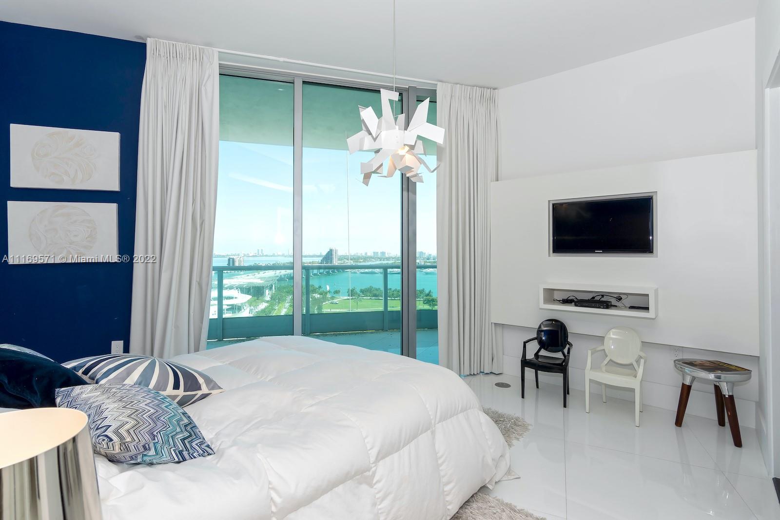 900 BISCAYNE BAY - Residential Lease