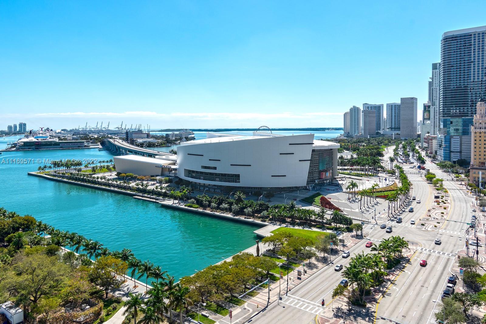 900 BISCAYNE BAY - Residential Lease