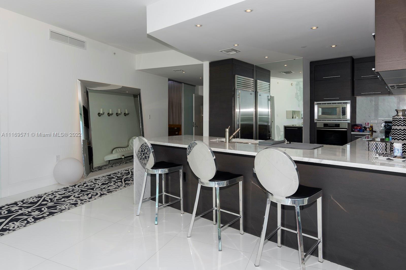 900 BISCAYNE BAY - Residential Lease