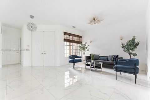 Single Family Residence in Miramar FL 17414 47th Ct 2.jpg