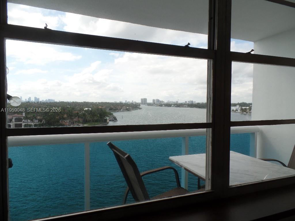 AQUASOL CONDO - Residential Lease