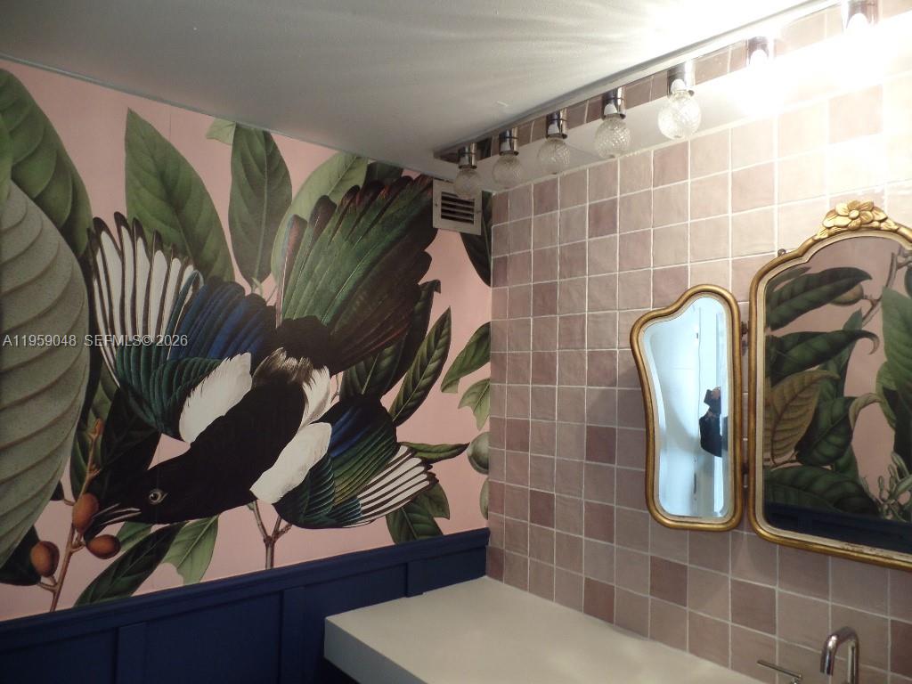 AQUASOL CONDO - Residential Lease