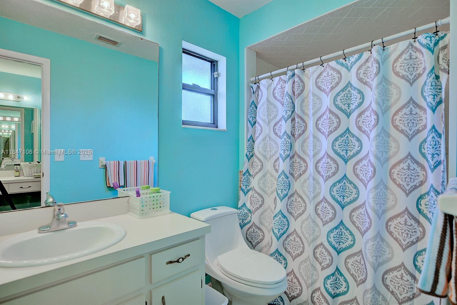 LAKE JACKSON HEIGHTS - Residential