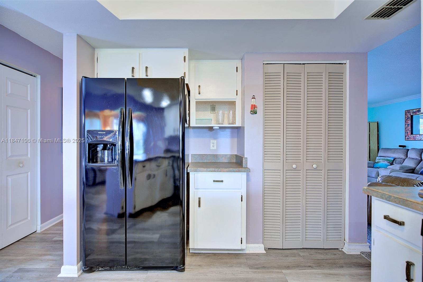 LAKE JACKSON HEIGHTS - Residential