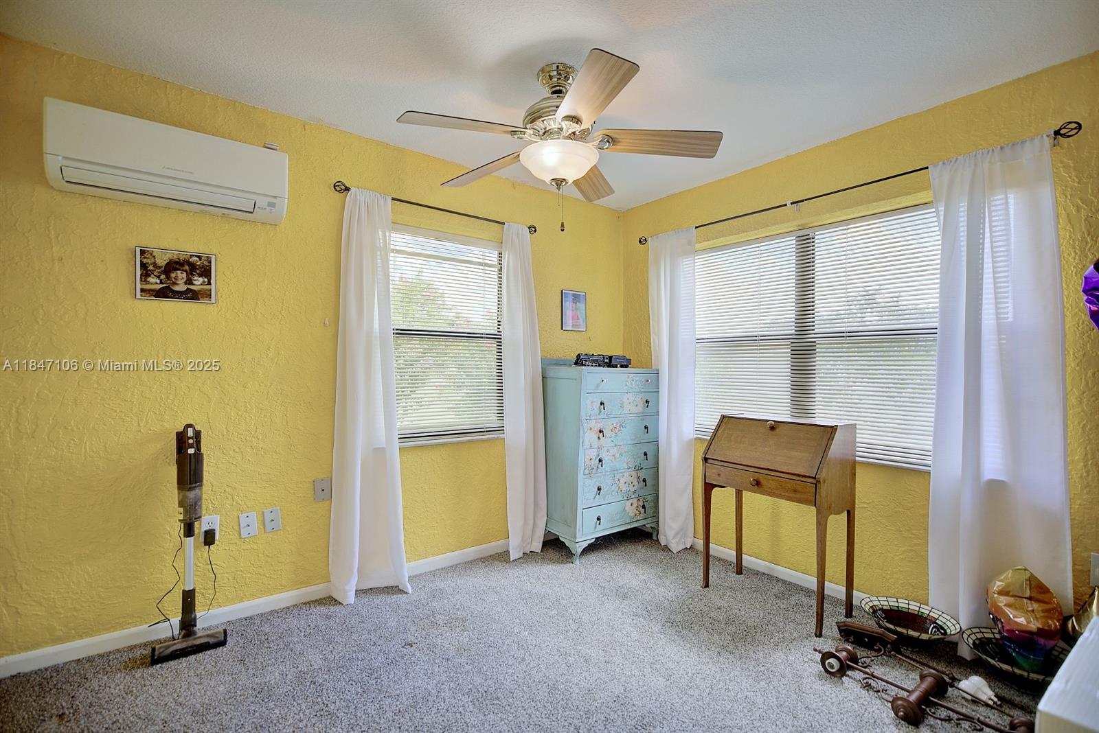 LAKE JACKSON HEIGHTS - Residential