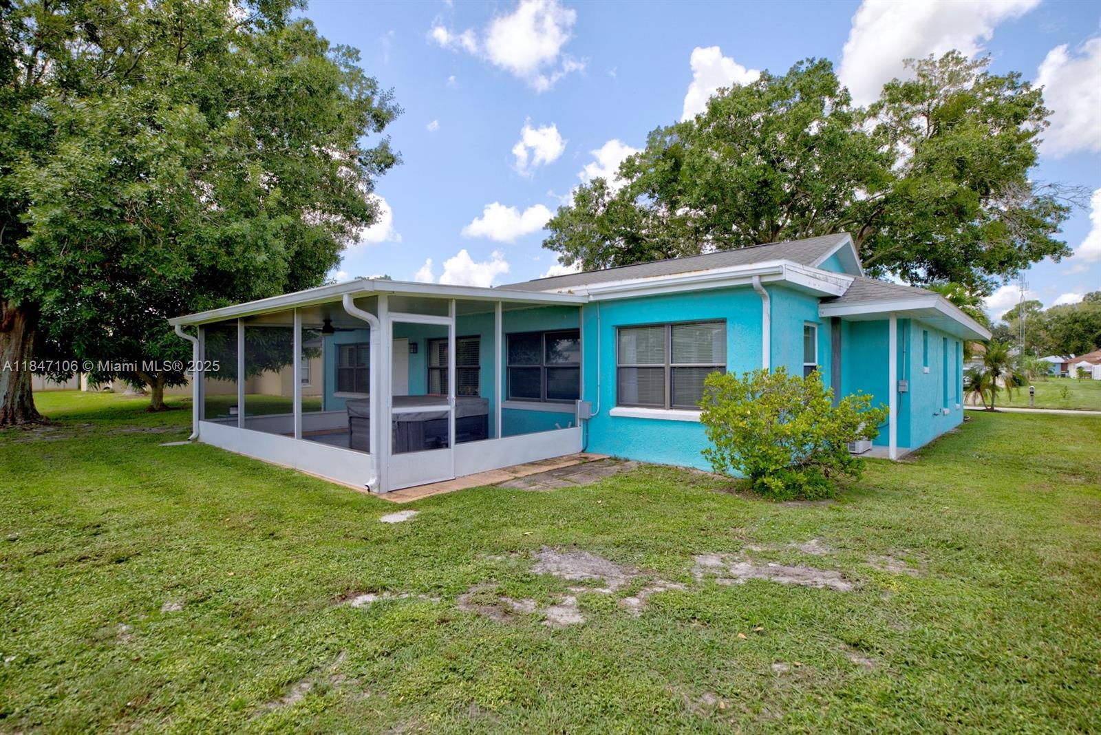 LAKE JACKSON HEIGHTS - Residential