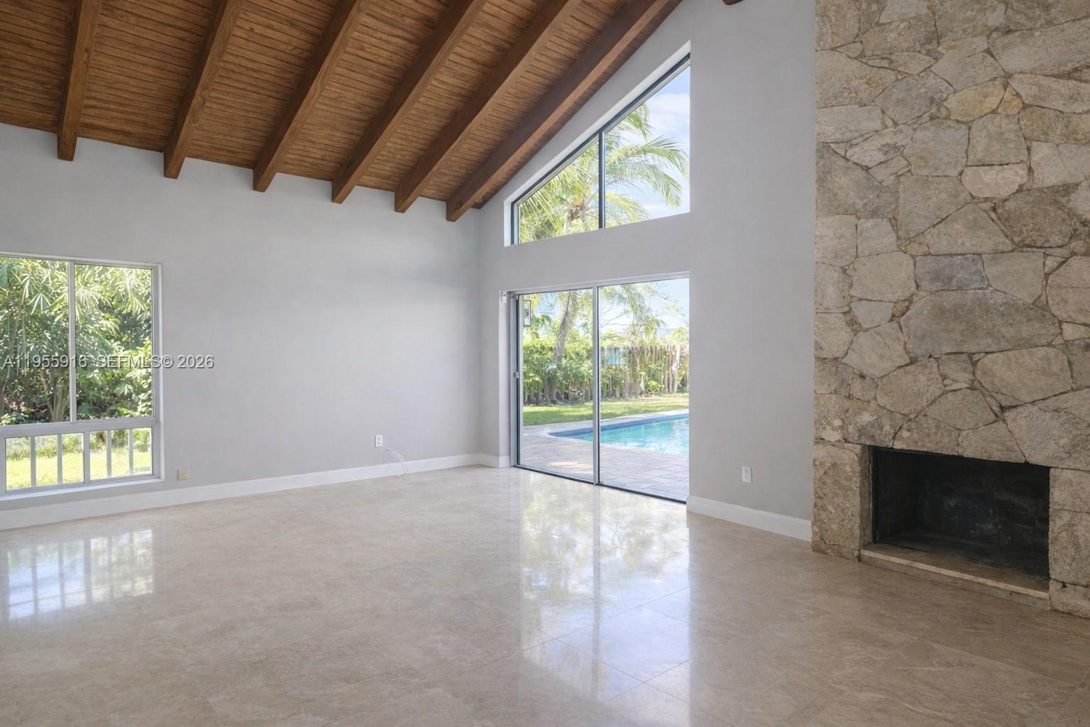 CROSSINGS SEC 1 THE - Residential