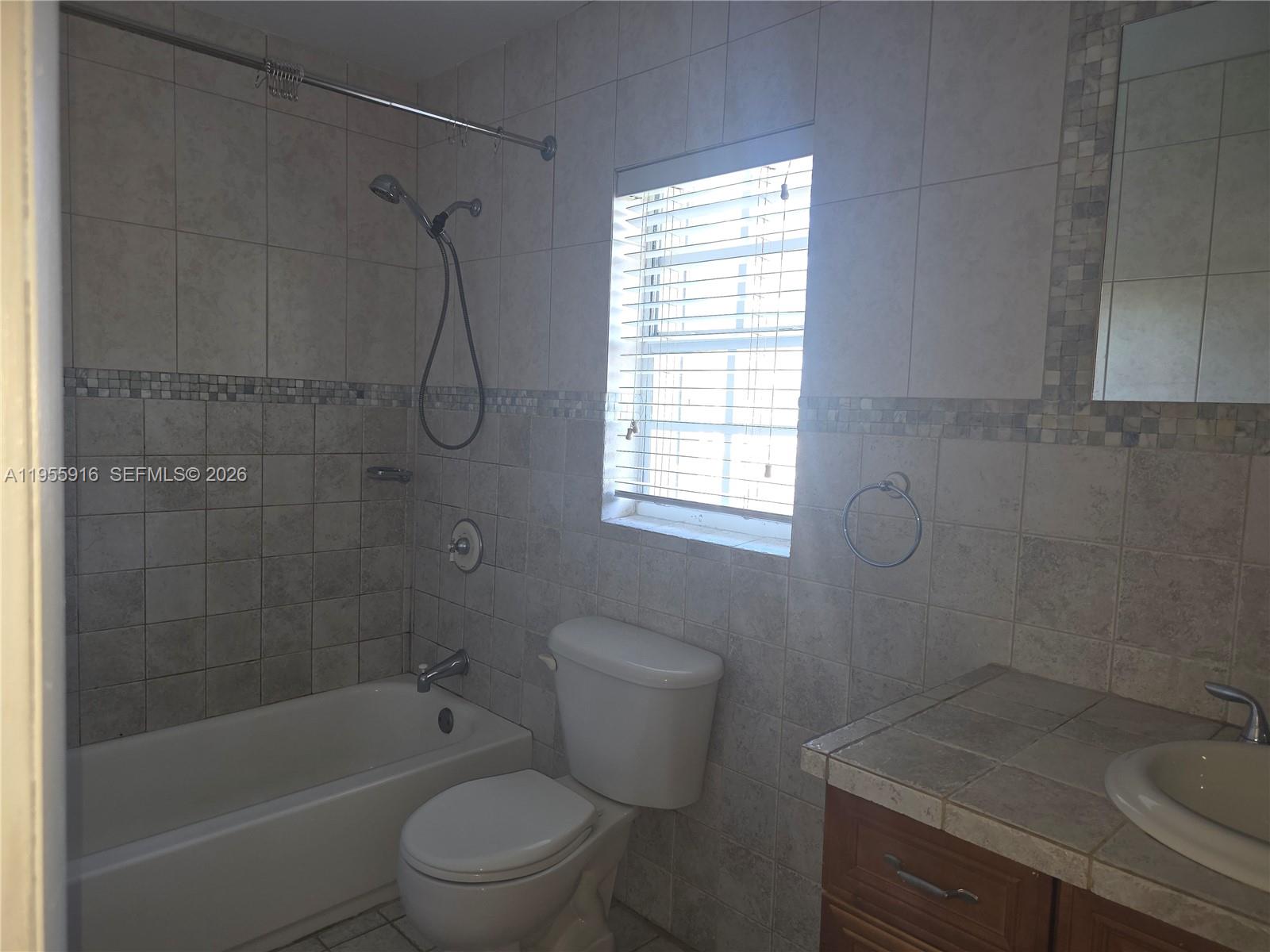 CROSSINGS SEC 1 THE - Residential