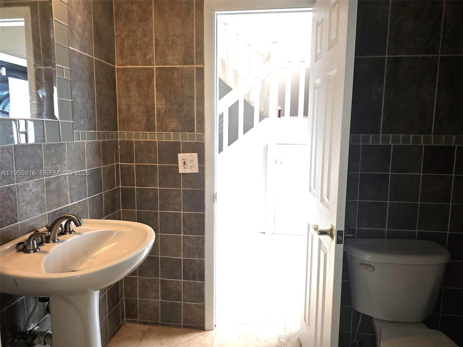 CROSSINGS SEC 1 THE - Residential