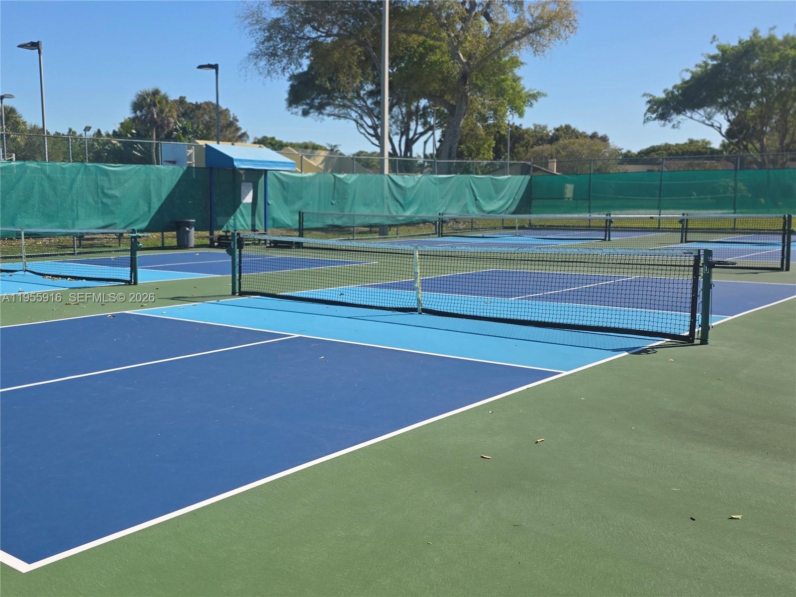 CROSSINGS SEC 1 THE - Residential